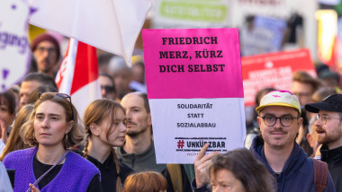 Proteste masive în Germania față de reducerea beneficiilor sociale. 175.000 de oameni au ieșit în stradă