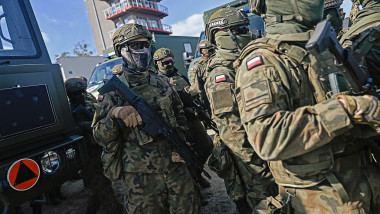 „Cea mai mare armată terestră din Europa”. Polonia își schimbă strategia de apărare: ce urmărește noul plan