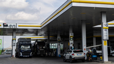 Compania italiană Eni plafonează preţul combustibililor în Italia din „solidaritate” cu clienții săi. Noile prețuri de la pompă