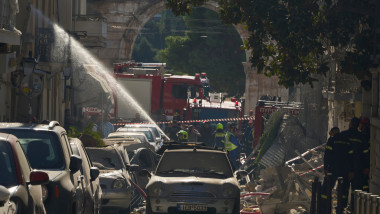 Galerie Foto Explozie la Atena: cel puțin trei răniți după ce o clădire s-a prăbușit în centrul turistic al capitalei elene