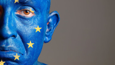 Încrederea în viitorul UE se clatină, arată un nou sondaj. Cum profită extrema dreaptă de pesimismul europenilor