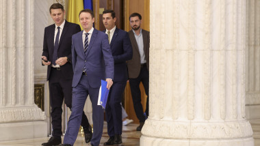 Miniștrii din Guvernul Mureșan vor fi audiați luni sau marți. Premierul desemnat: Programul de guvernare, prezentat în câteva zile