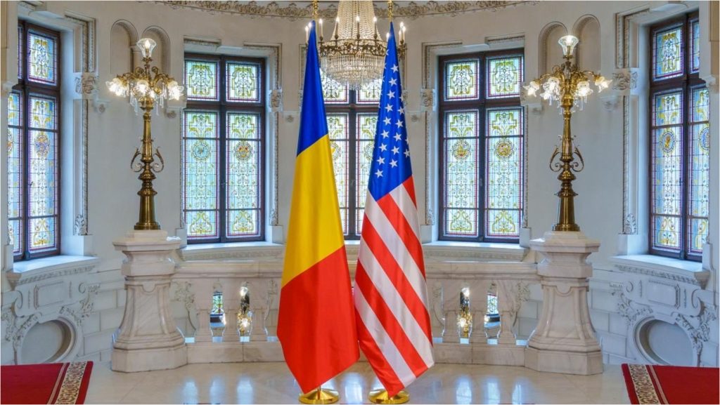Bal Infanterie Marină al SUA la Palatul Parlamentului, în noiembrie