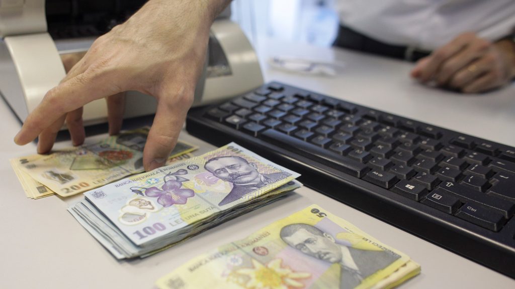Băncile amendate de Consiliul Concurenței pentru manipularea ROBOR au primit raportul final. Bancherii se plâng că se blochează piața monetară