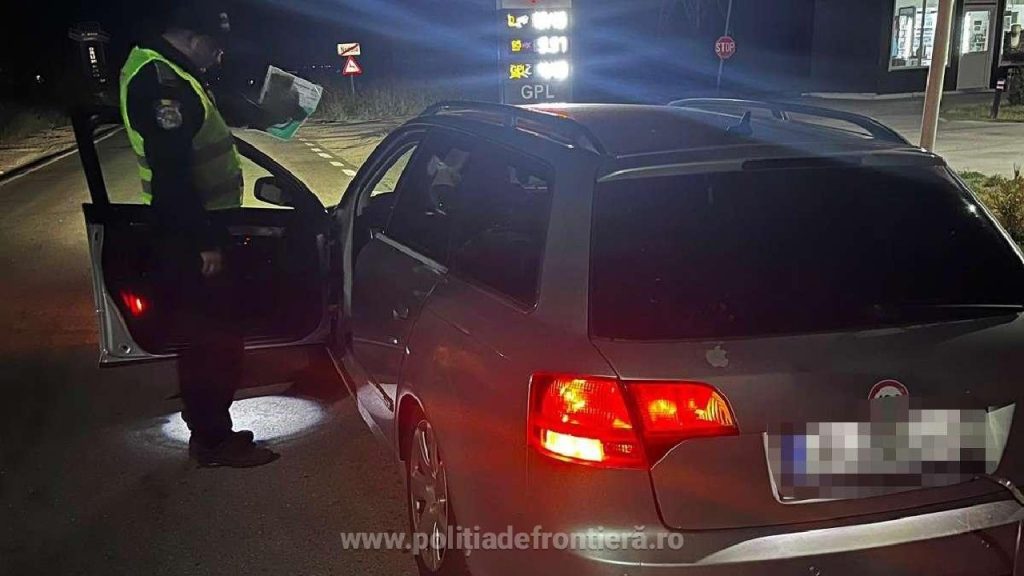 Șofer român cu numere Irlanda încercă intrarea, dar e dus la Poliție