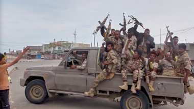 Avansul Houthi în Yemen pune SUA într-o nouă situație dificilă. O a doua strâmtoare ar putea fi controlată de Iran prin aliații săi