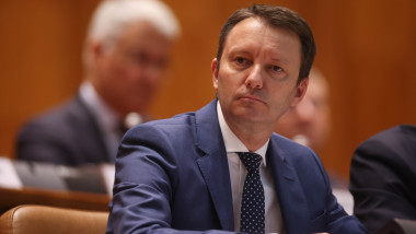 Mureșan, după ce guvernul său a picat în Parlament: „Partidele care au declanșat criza politică au votat pentru prelungirea ei”