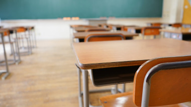 Băiat de 11 ani din Timiș bătut de coleg de 13 ani, ajuns la spital
