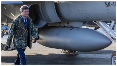 Nicuşor Dan în camuflaj: descoperiri la bază aeriană Rovaniemi