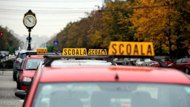 Elev de șoferi din Giurgiu intoxicat, polițiști intervenție