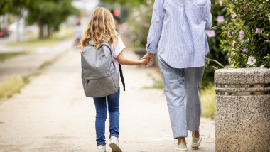 Prima zi de școală în septembrie 2026: De când încep cursurile și ce noutăți aduce anul educațional 2026-2027