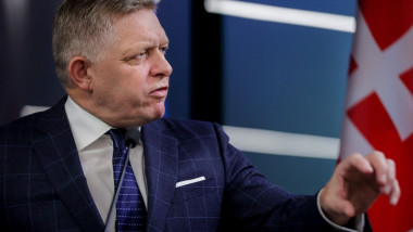 Fico cere summit la Bruxelles: ‘UE, cinism în prețul carburanților