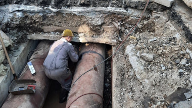 Primăria Capitalei a schimbat 28 km de conducte și mai are de modernizat, în această toamnă, alți 37 km. În ce stadiu se află lucrările
