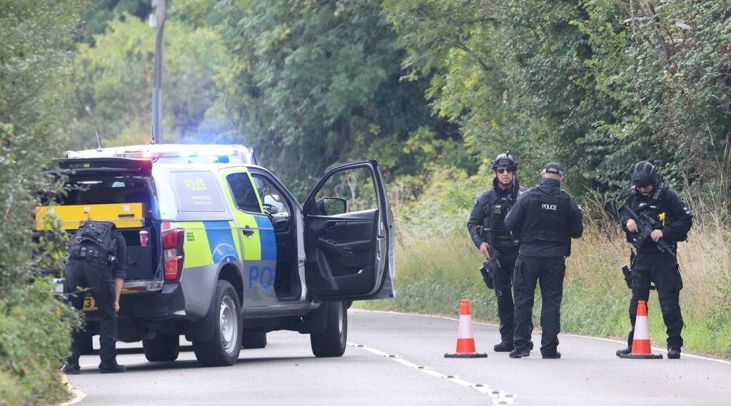 Atacul asupra bazei militare americane din Anglia, dejucat după ce unul dintre suspecți a sunat chiar el la poliție