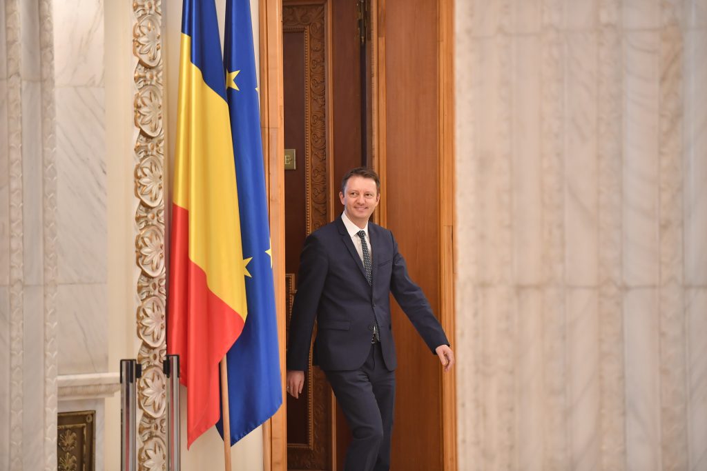Premierul desemnat: România intră în creștere după perioadă dificilă