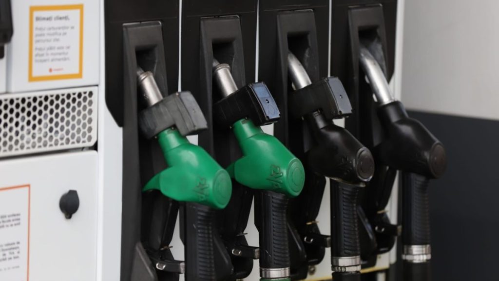 Motorina se apropie de 11 lei, marți, 22 septembrie 2026. Cât costă un litru de carburant în București, Cluj, Iași, Timișoara și Constanța