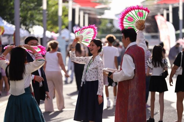 Asia Fest 2026 aduce cultura asiatică în București, în weekendul 4-6 septembrie. Cât costă o porție de sushi sau onigiri