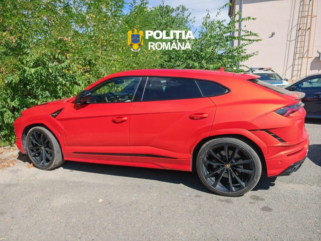 Mașină de sute de mii de euro căutată în Cehia găsită în Arad
