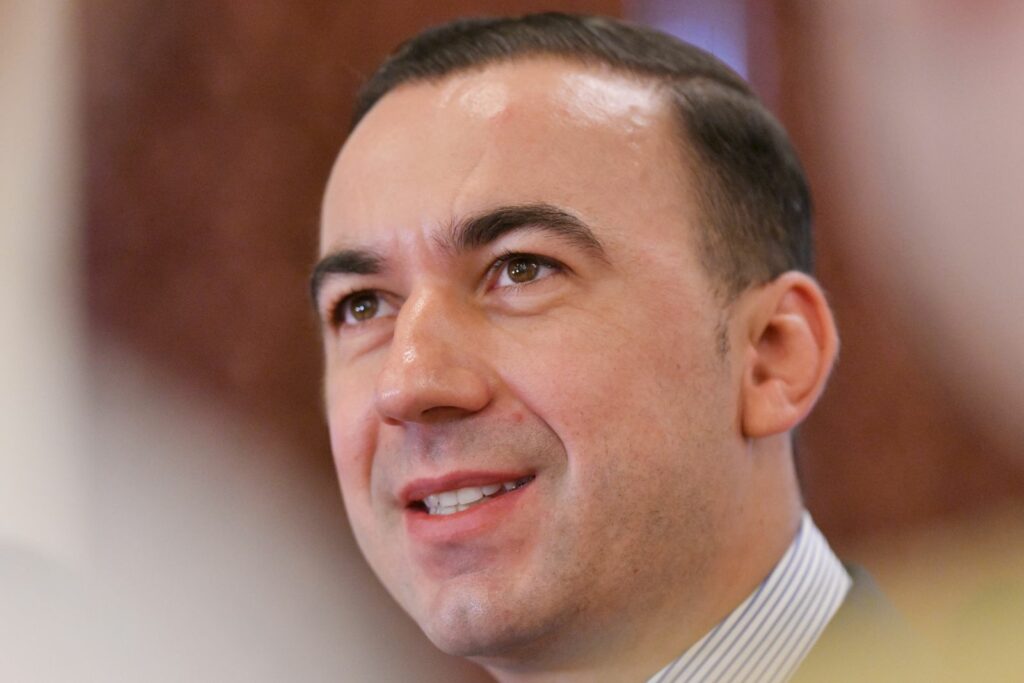 Bogdan Ivan a rupt tăcerea: Bolojan e catastrofă, a spus americanii