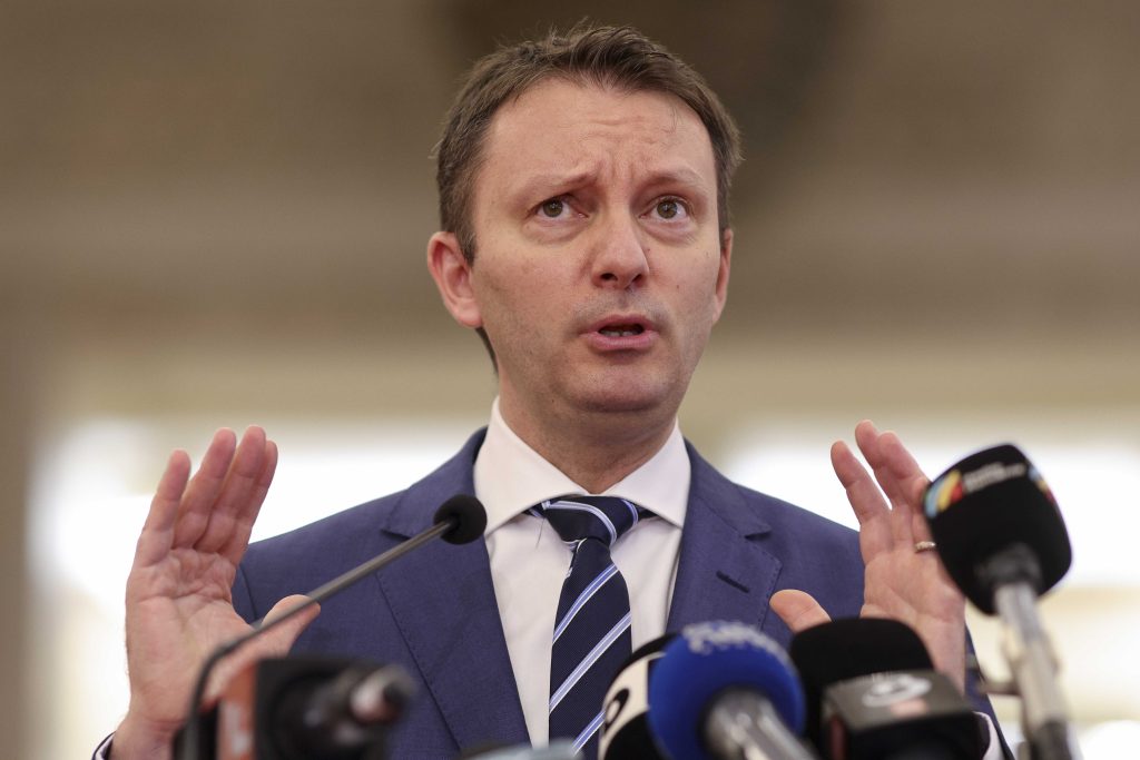 Siegfried Mureșan propune un Guvern cu trei vicepremieri. „Singurul dialog pe care îl voi avea cu PSD este cel oficial”