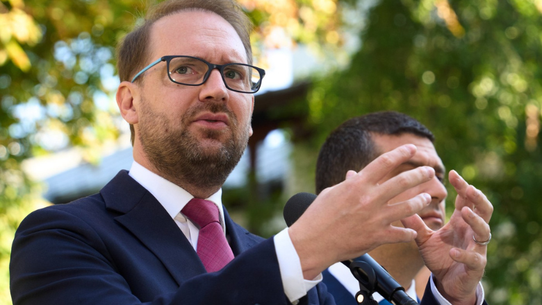 Fritz cere alegeri anticipate după ce Guvernul Mureşan a picat la vot: „A venit momentul să ne întoarcem la votul oamenilor”