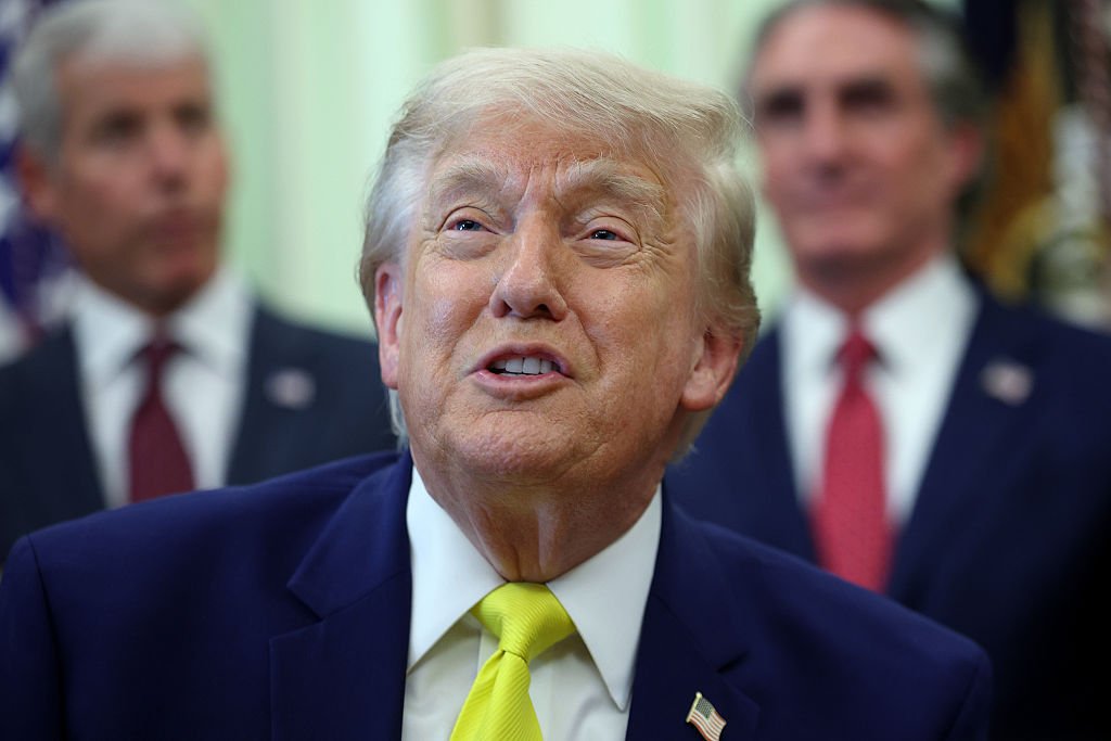 Ofensivă Houthi la Marea Roșie: Trump refuză să intervină militar, în ciuda apelurilor disperate ale Arabiei Saudite