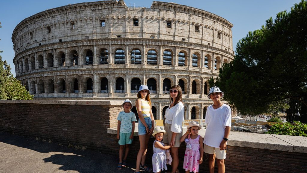 Românii din Italia riscă amenzi de 1.000 euro dacă nu vorbesc italiană