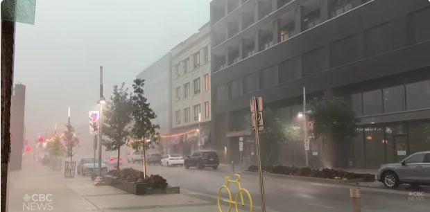 Toronto în vânt și inundații: 50.000 de gospodării fără curent