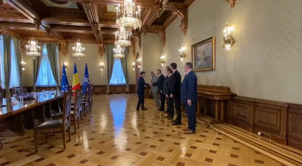 Varujan Pambuccian: la Cotroceni nu rescriem nimic, nici cu anticipatele
