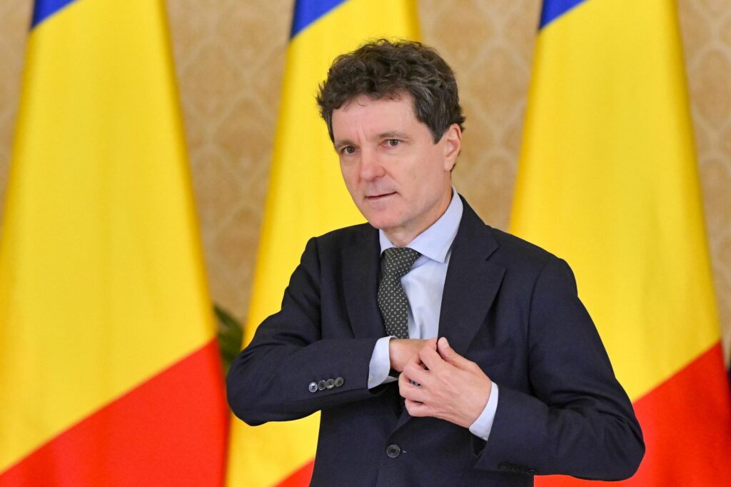 Nicușor Dan merge în Ucraina la Summitul inaugural al Inițiativei pentru Integrare Carpatică. Ce teme sunt pe agendă