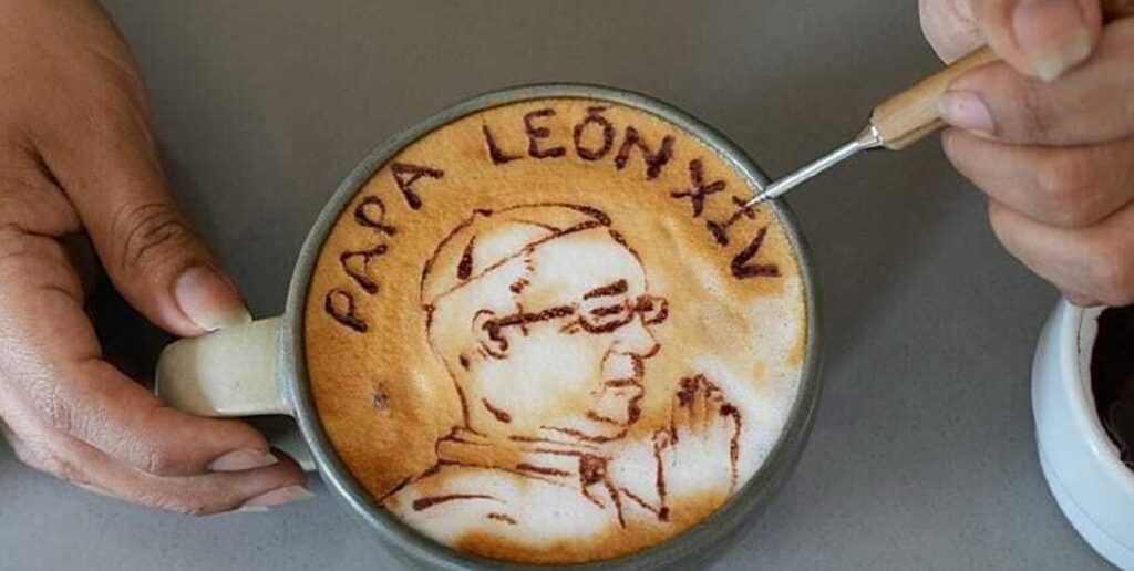 Portretul Papei Leon, pe cafea. Cum va fi întâmpinat Suveranul Pontif în America Latină