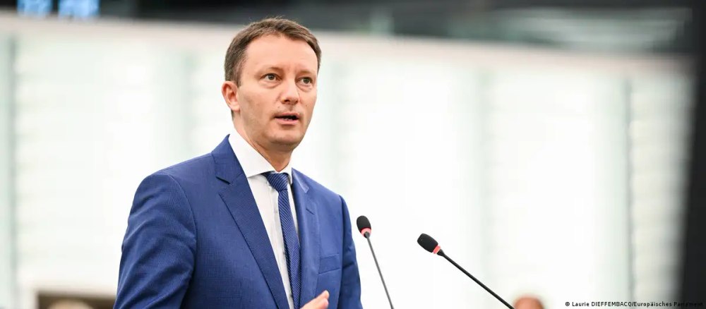 Premierul desemnat anunță: „Vom lucra cu parlamentari din opoziţie”