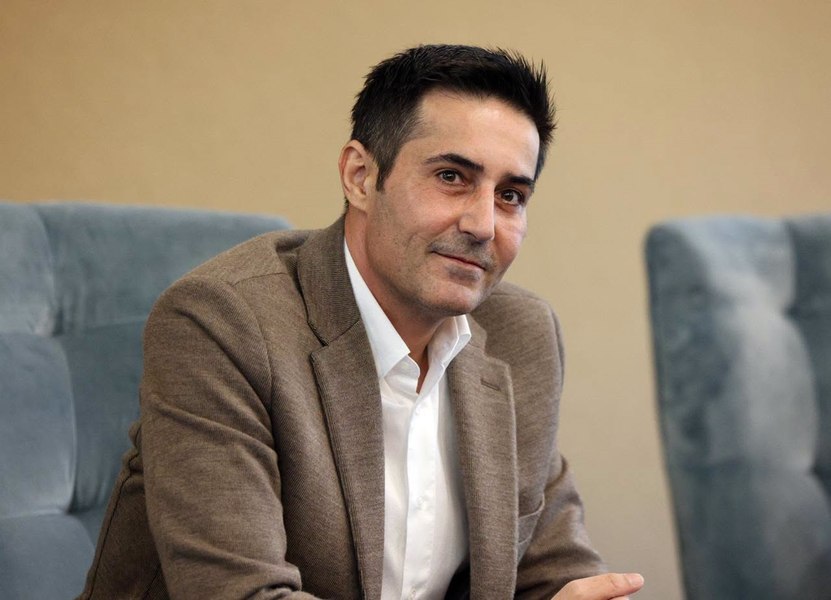 „Noi nu avem niciun motiv să ne temem de el”. În timp ce Mureşan îşi pregăteşte Cabinetul, Manda anunţă că PSD este gata de guvernare şi anticipate