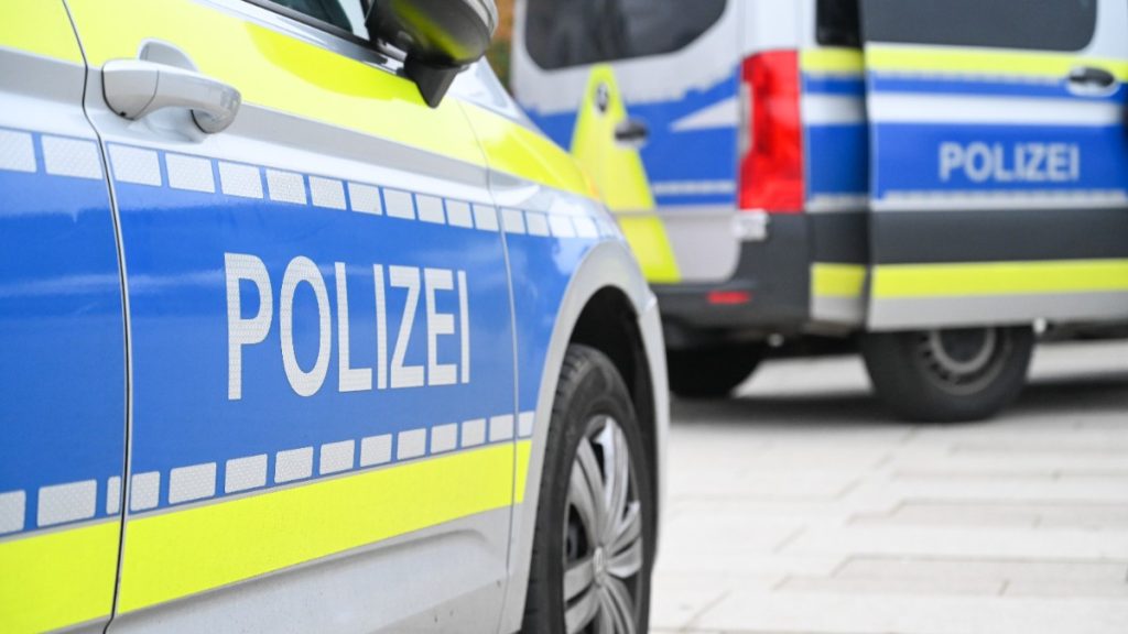 Un șofer de TIR est-european a intrat plin de sânge și clătinându-se într-o benzinărie. 14 mașini ale poliției germane au blocat imediat zona și au reținut alt camionagiu