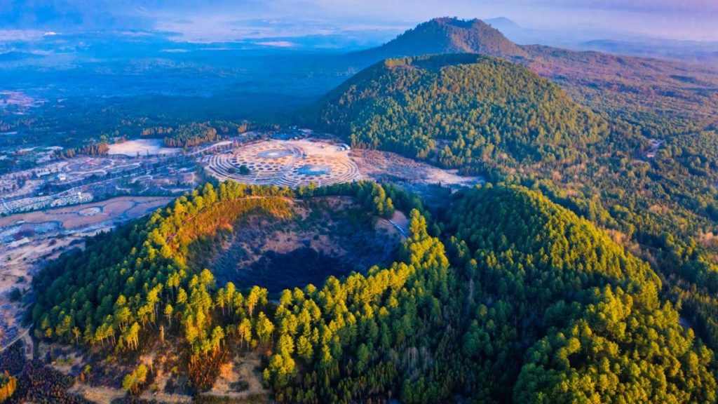 Cercetătorii au forat 438 de metri sub o pădure și au descoperit urmele unui crater de 1,85 km, format de un meteorit de 100 de metri acum 50.000 de ani