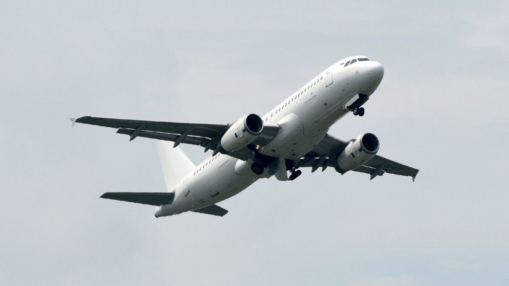 Proiectul aviatic istoric prin care parcurgi jumătate de glob fără nicio escală. Câte ore va dura cel mai lung zbor din lume