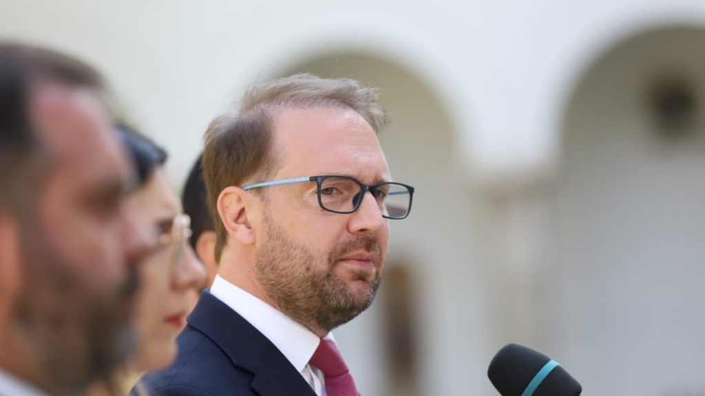 Dominic Fritz, despre negocierile pentru Guvern: USR îl susține pe Siegfried Mureșan, dar este deschis și altor variante