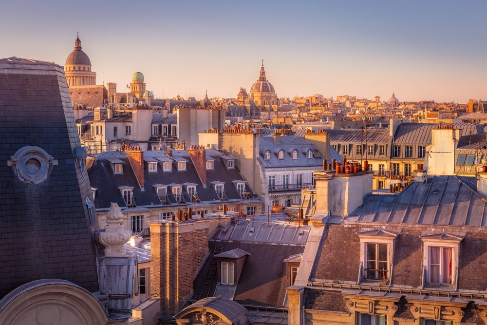 Autoritățile găsesc surpriză în apartamentul evadat din Paris