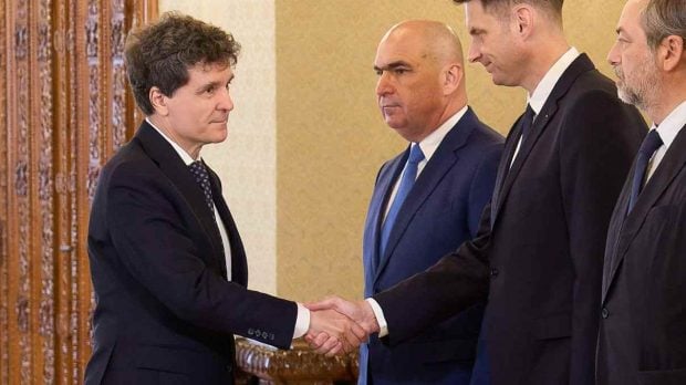 Patru luni fără guvern: criza politică după demiterea lui Ilie Bolojan