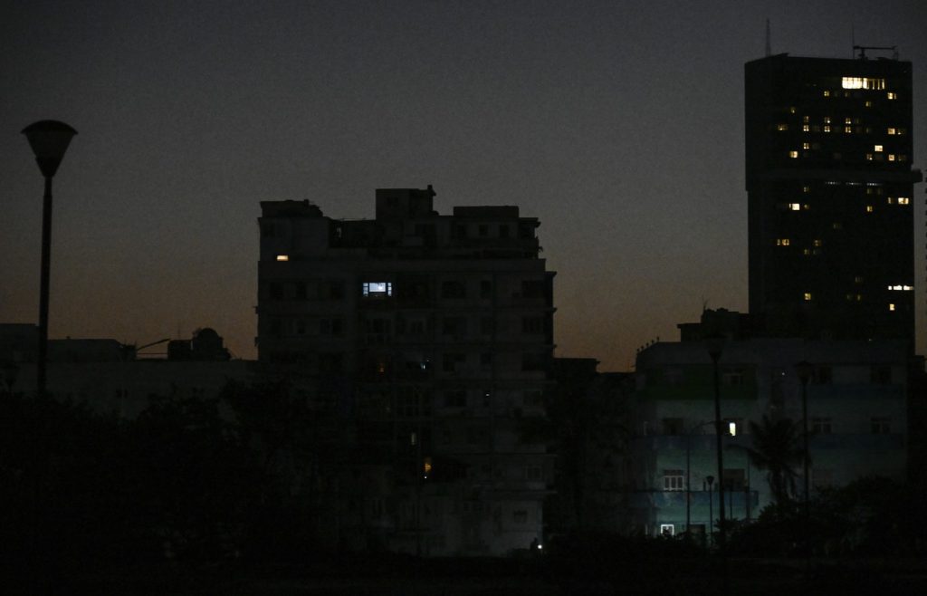 Al șaselea blackout din Cuba anul acesta: milioane fără curent