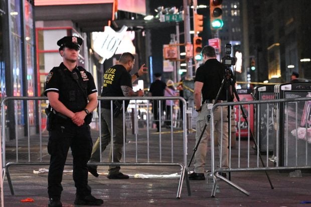 Atac cu cuțitul în Times Square, New York: o directoare a Bank of America a fost ucisă în plină zi, chiar lângă o secție de poliție