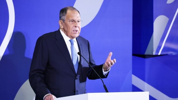 Lavrov acuză Germania de război real împotriva Rusiei și amenință