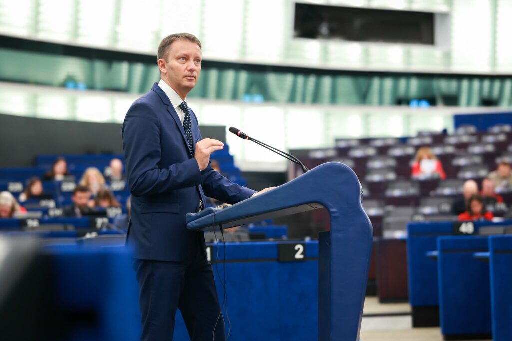 Siegfried Mureșan, atac la adresa PSD: Pretinde că este un partid pro-european. Nu-mi cereți să susțin că OUG 13 a fost un demers pro-european