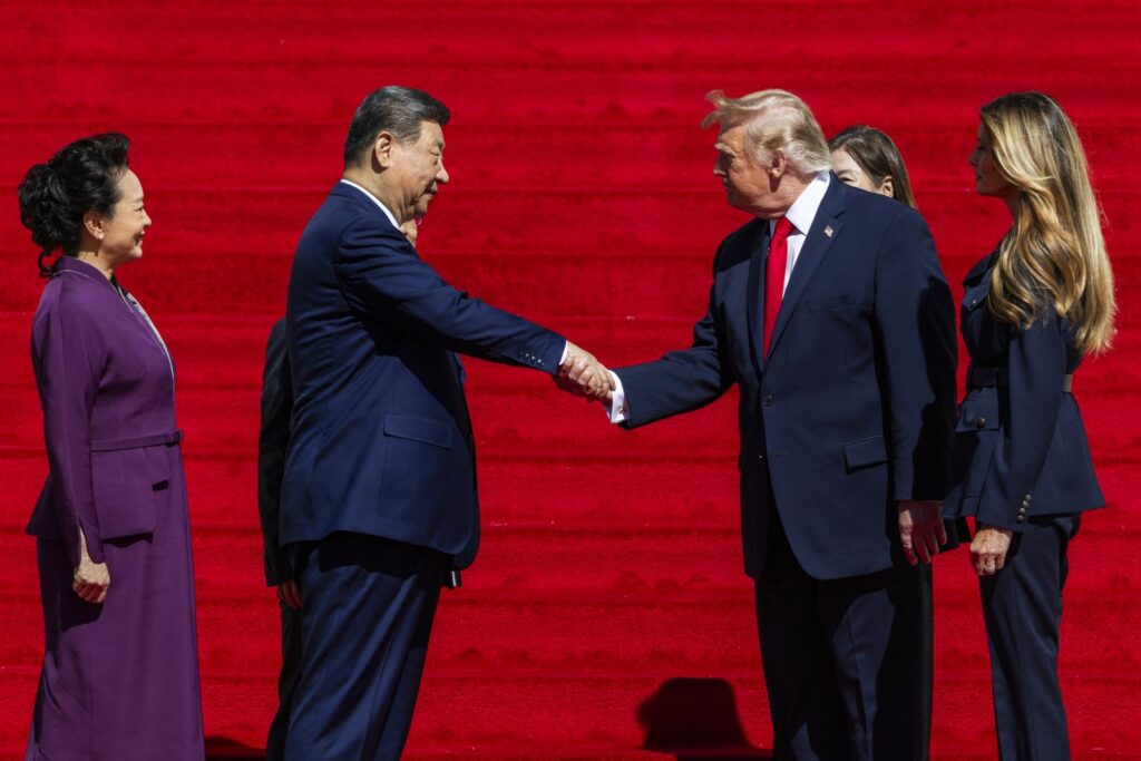 Trump și Xi eliberează 60 de miliarde de dolari de taxe vamale