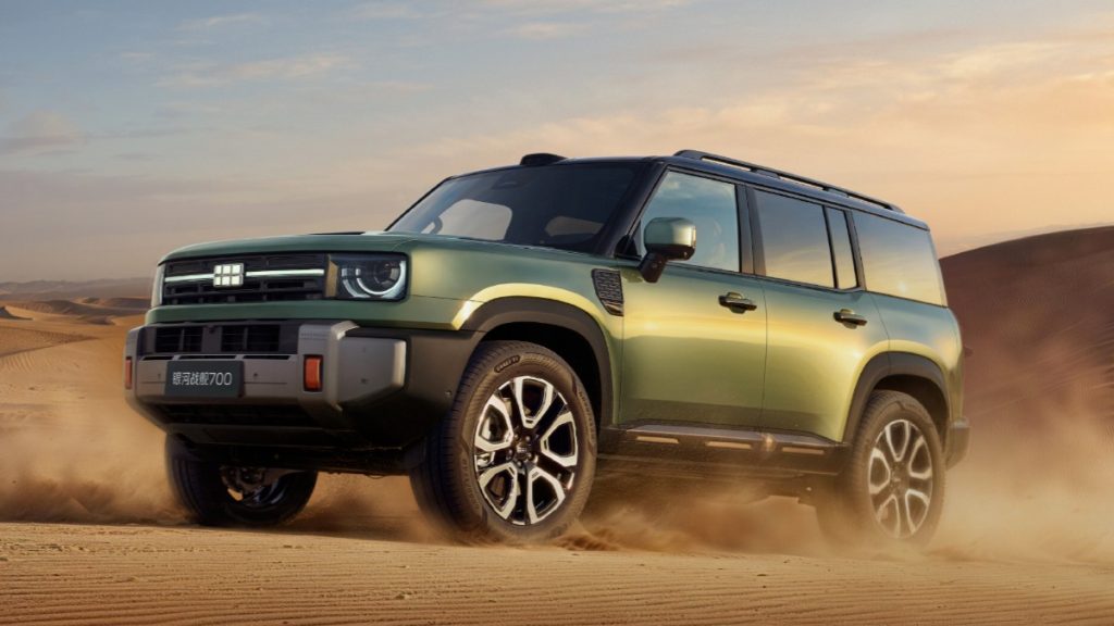 43.900 de precomenzi într-o oră pentru acest SUV chinezesc de peste 5 m: are 1.113 CP și o autonomie totală care depășește 1.200 km