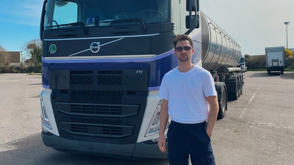 Un român câștiga 150 de euro pe zi ca TIR-ist în Spania și a renunțat la meserie: „Acum am mai multă viață, dar mai puțini bani”