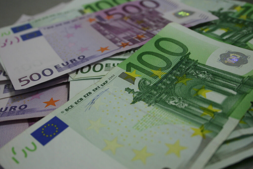 UE trimite aproape 3 miliarde de euro în Ucraina, cheltuieli cheie