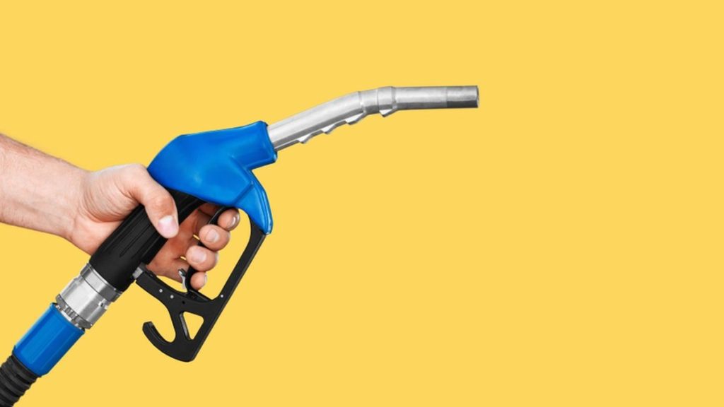 Benzina, motorina și gazele s-ar putea scumpi din 2028, din cauza unei noi taxe UE. Ce prevede sistemul ETS2, pentru care România a cerut amânarea