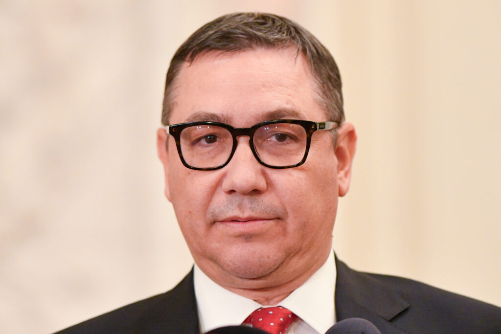 Surse Gândul: Victor Ponta ar putea reveni în Guvern după nouă ani. Fostul premier negociază două ministere importante cu Luca Niculescu