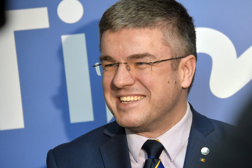 Darău revizuiește proiectele care aduc mii de firme bani europeni